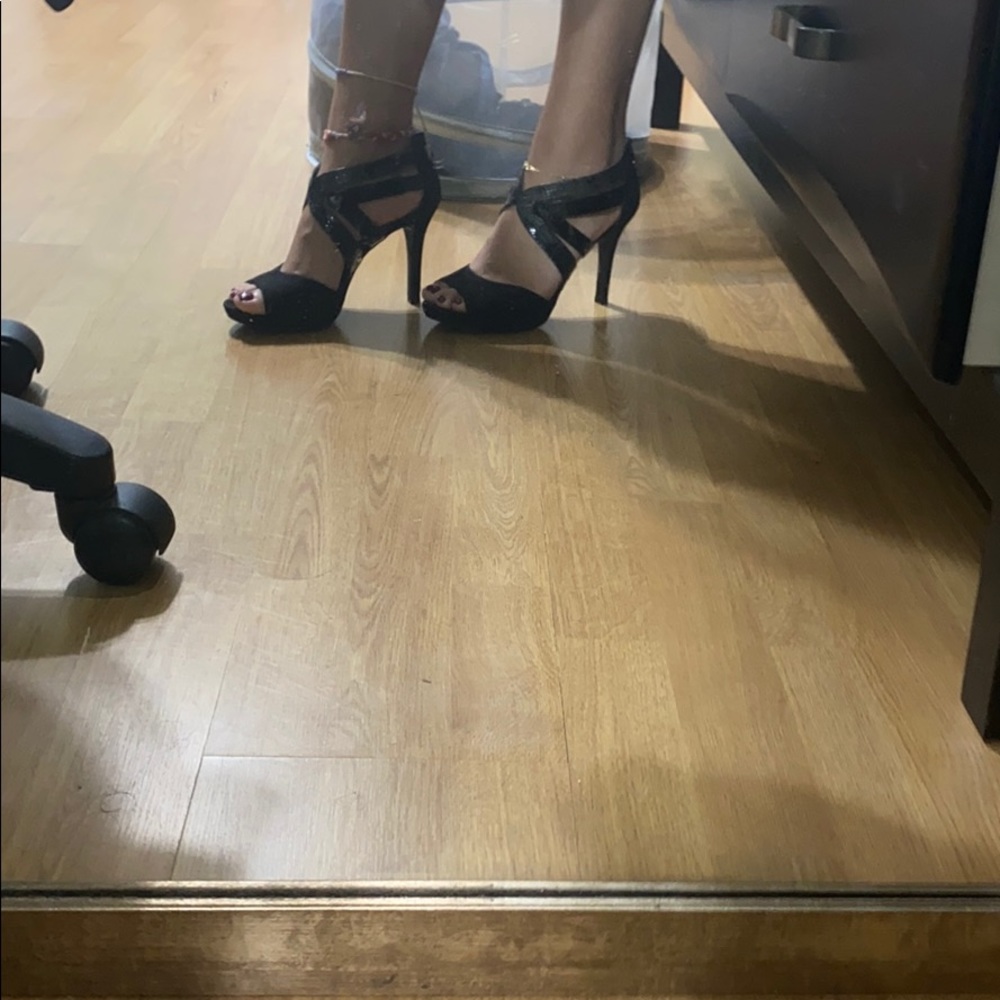 Moda Heels - image 7